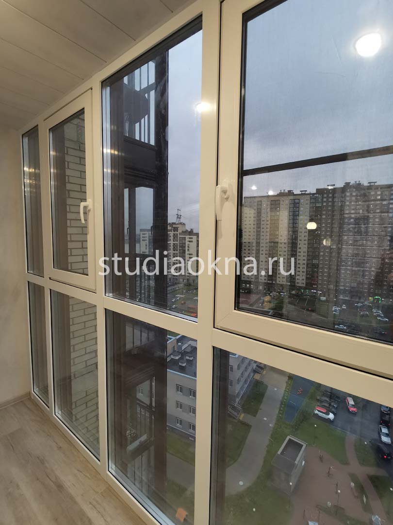 Остекление балкона ЖК Живи в Рыбацком